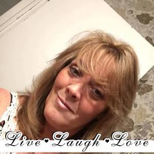 Meet your Posher, Denise